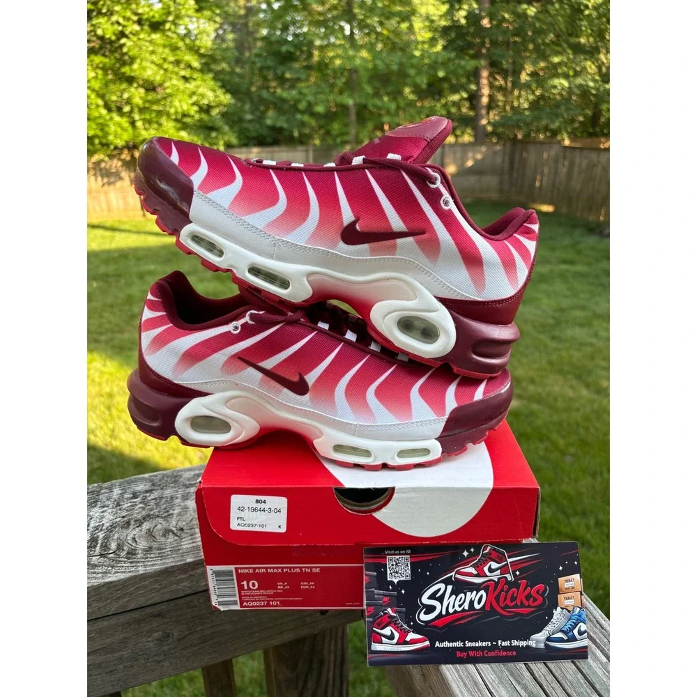Nike Air Max Plus TN SE Team‎ Red Speed Red White AQ0237-101 Mens Size 10